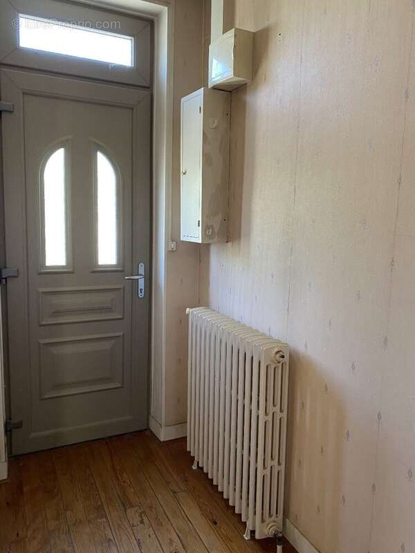 Maison 82 m² à Angouleme  - photo 2