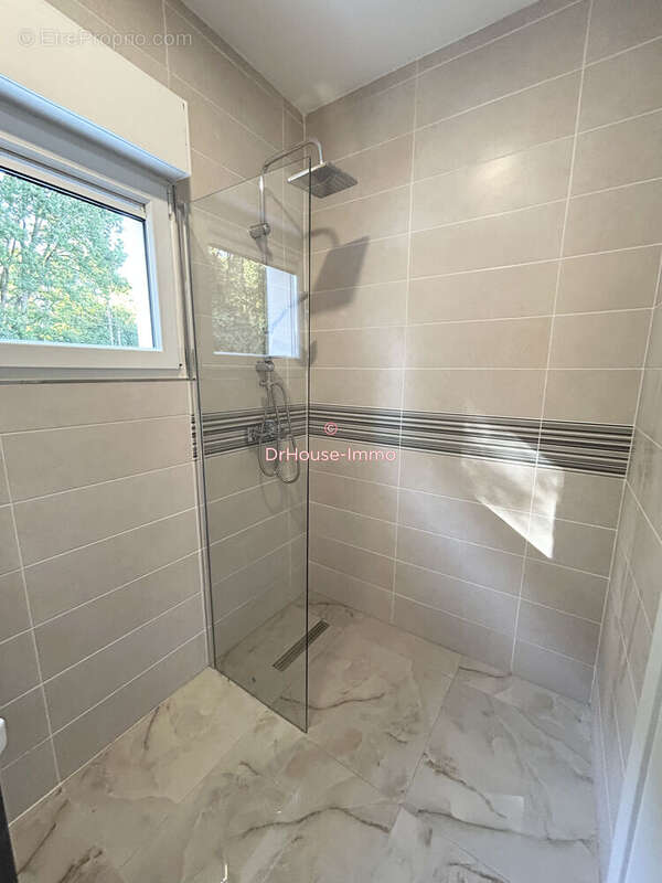 Maison 118 m² à Villemandeur  - photo 9