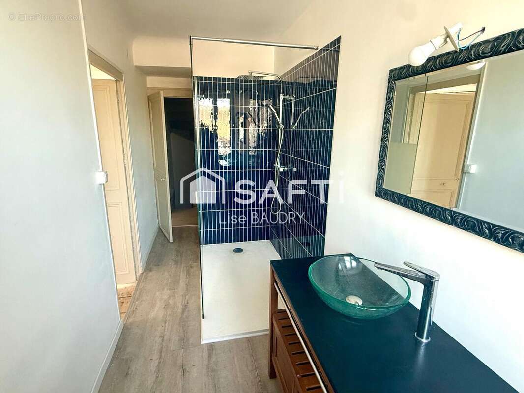 Maison 292 m² à L'hermenault  - photo 6