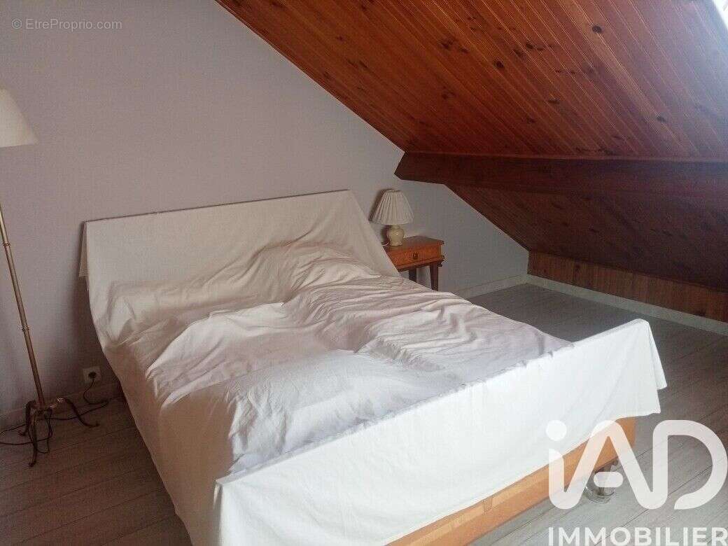 Maison 159 m² à Rocquencourt  - photo 5