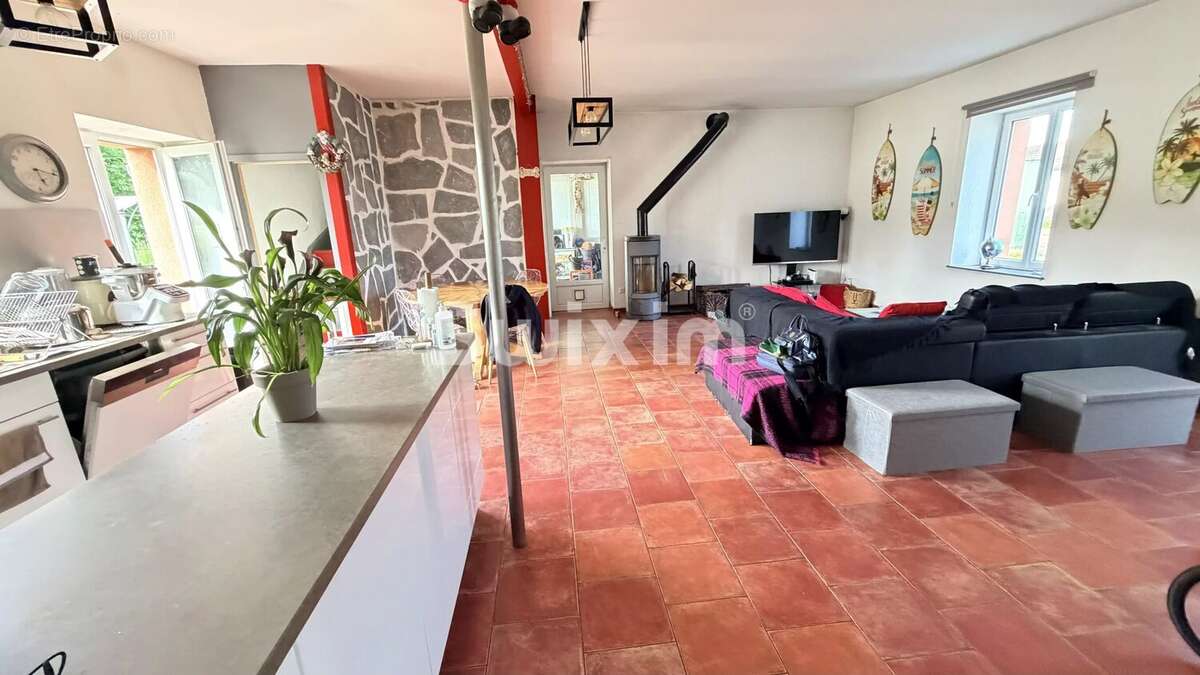 Maison à AUXONNE