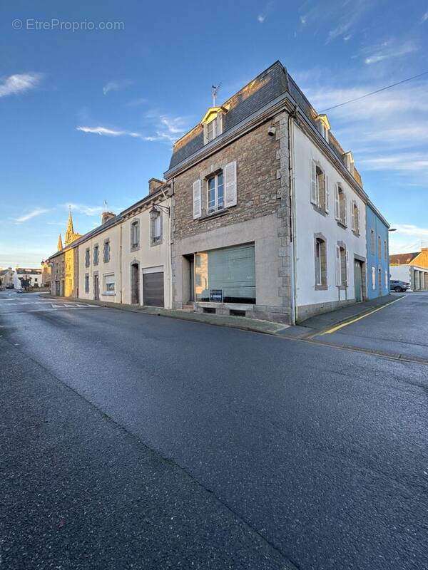 Maison à RIEC-SUR-BELON