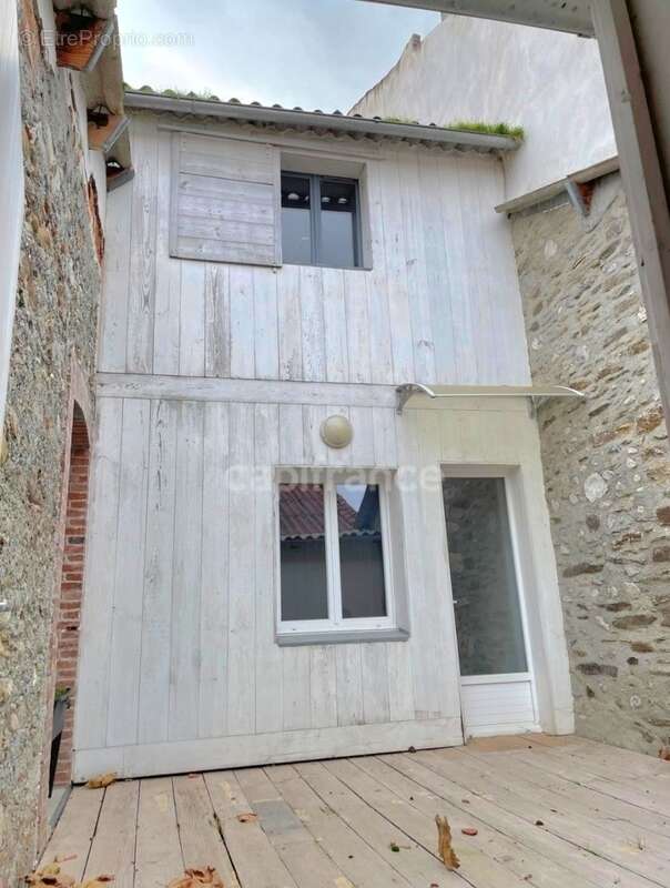 Appartement à MONTREJEAU