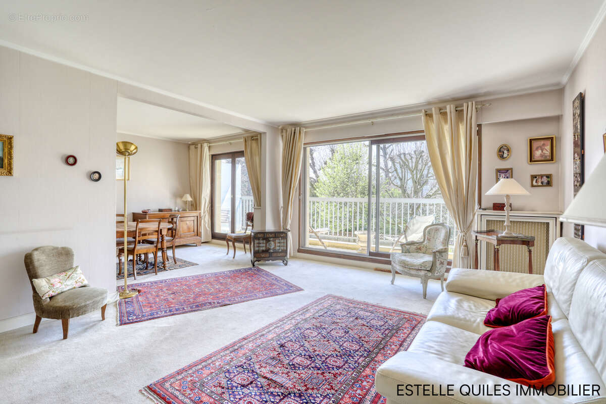 Appartement à VERSAILLES