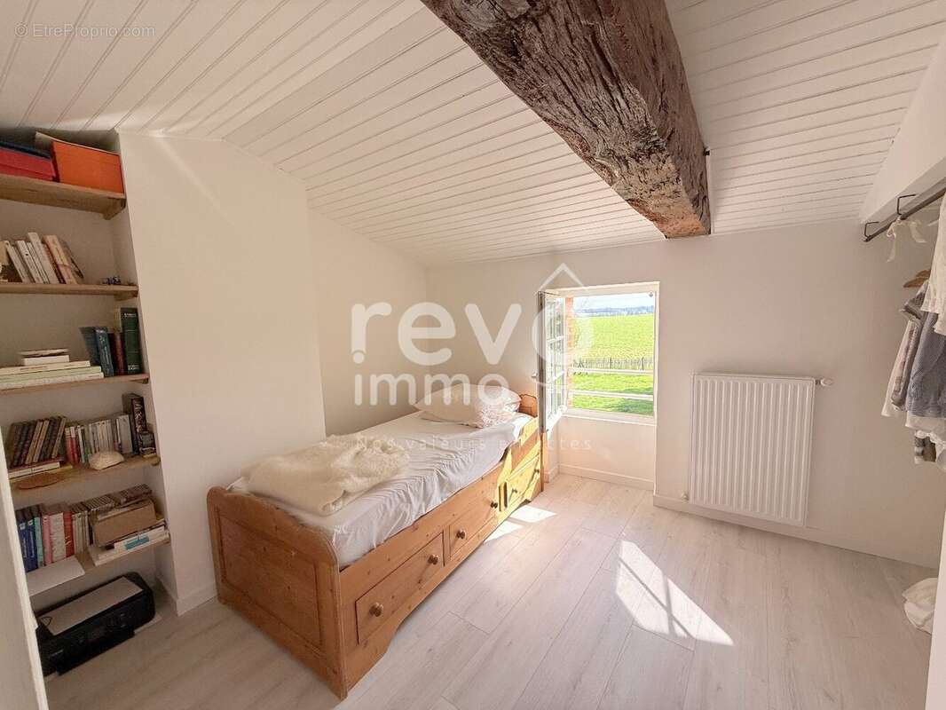 Maison à LES BROUZILS