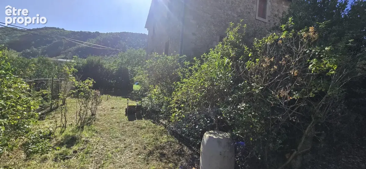 Ardèche - Vallée de l'Eyrieux - St Sauveur de Montagut - Maison en pierres de 138m² habitables - 4 chambres - Garage 54m² - photo 17