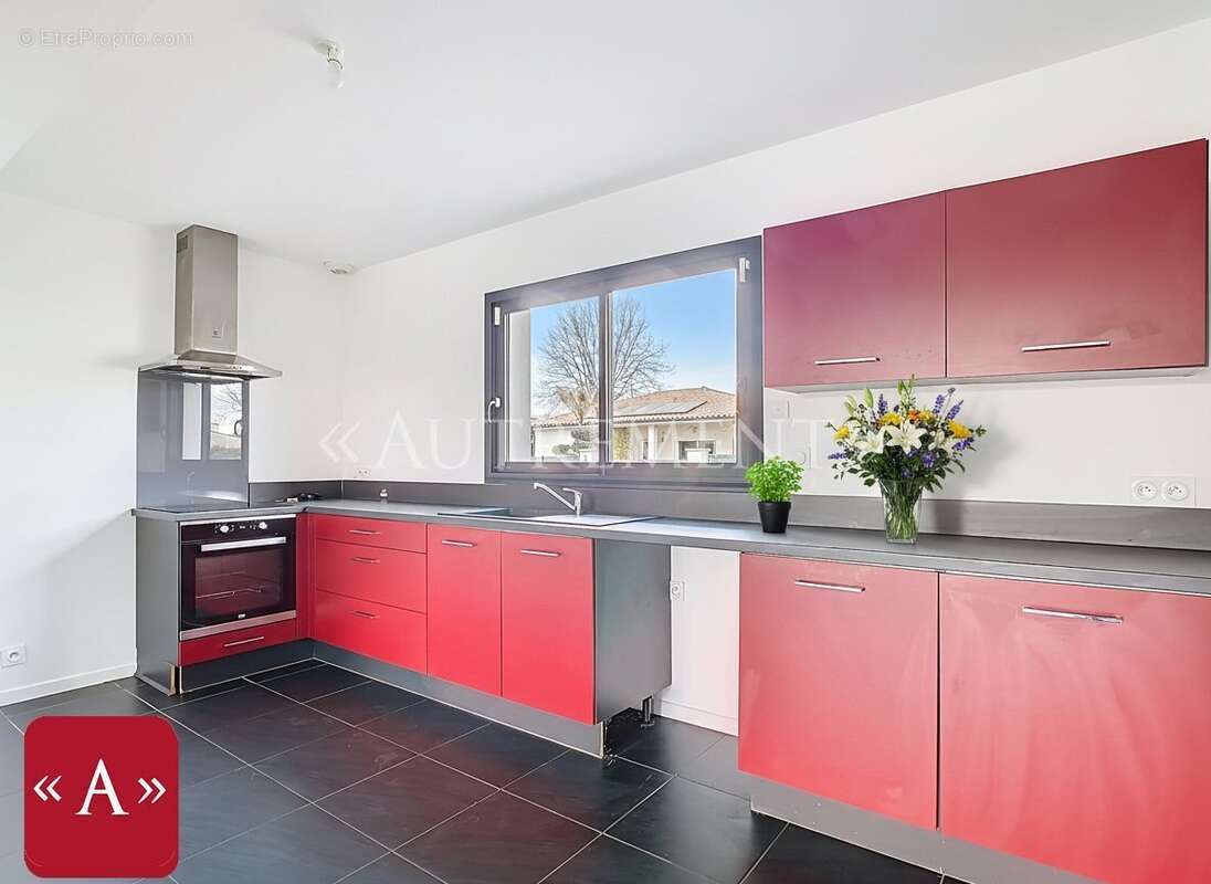 Maison à SAINT-SULPICE