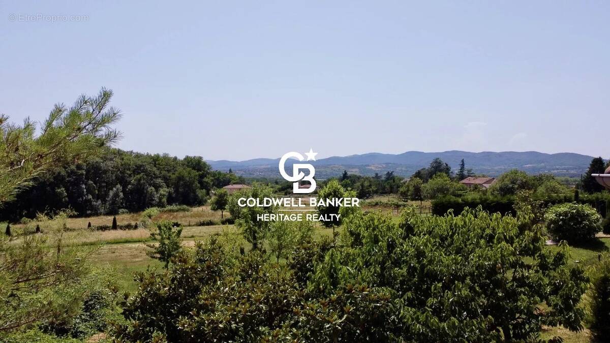 Appartement à DARDILLY