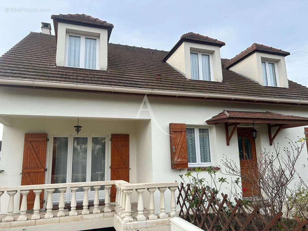 Maison à SAINT-PRIX