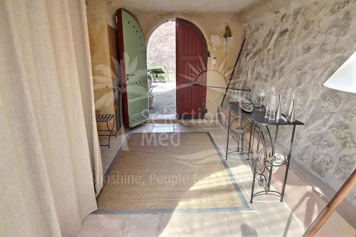 Maison à LE BAR-SUR-LOUP