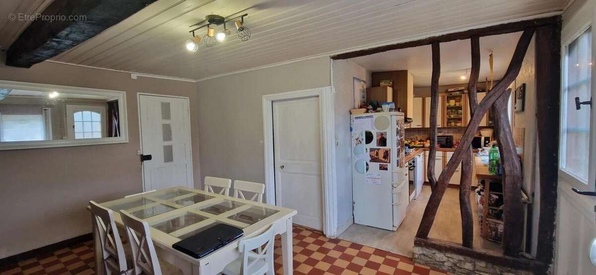 Maison à SAINT-OMER-EN-CHAUSSEE