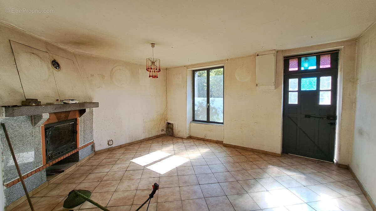 Maison à MANZAT