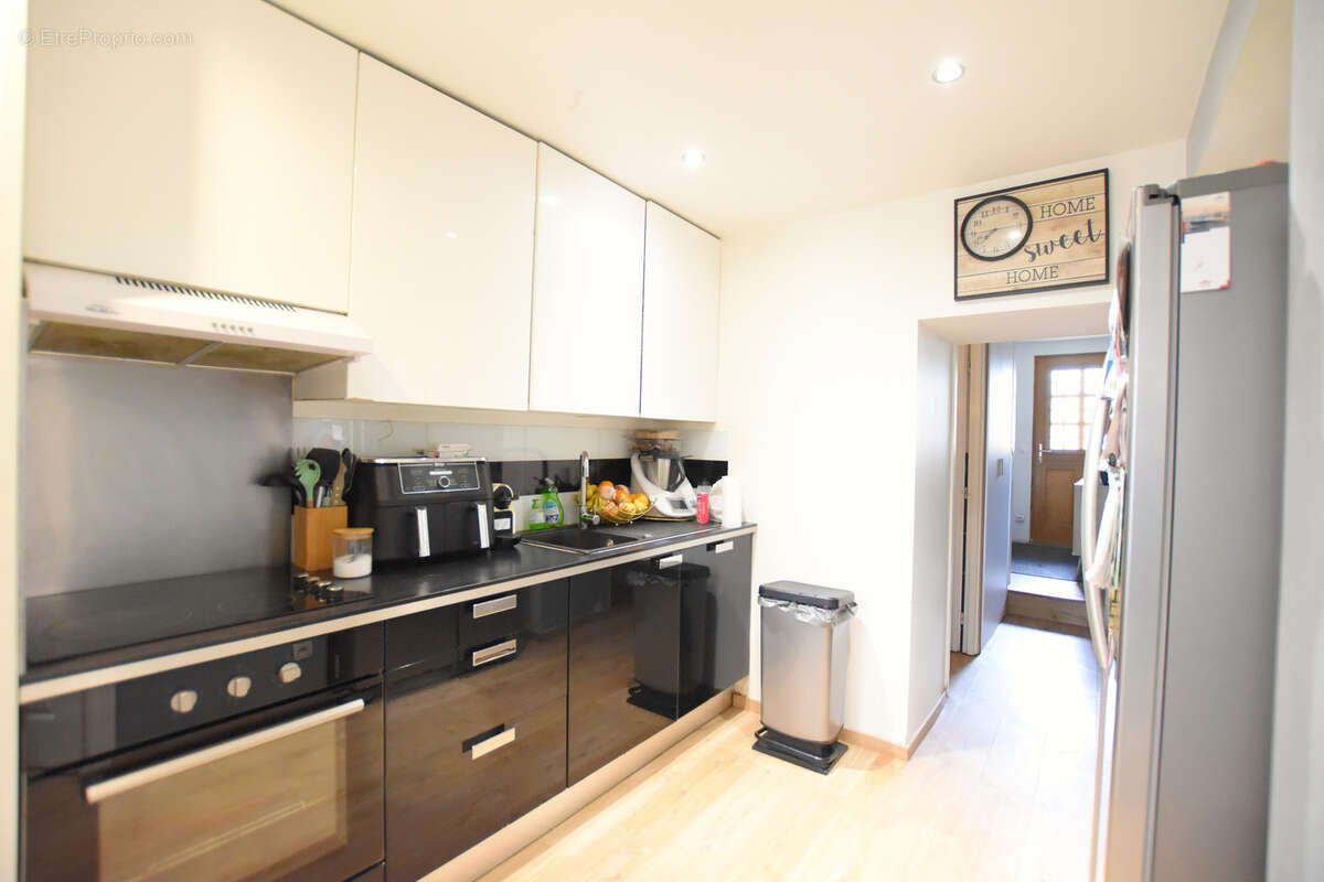 Appartement à LES ESSARTS-LE-ROI