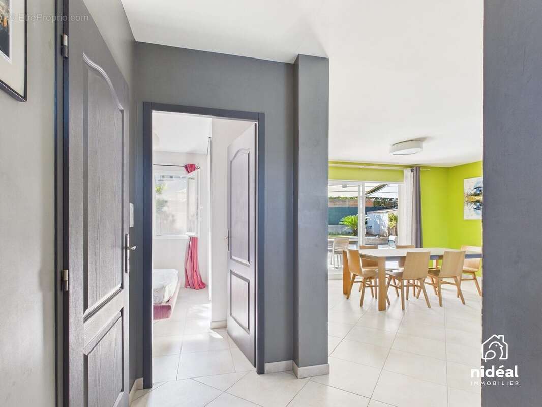 Maison à LUNEL-VIEL