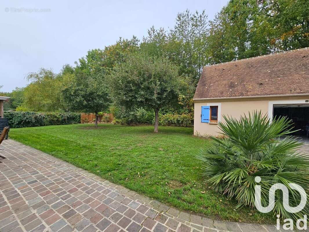 Photo 9 - Maison à LA CELLE-LES-BORDES