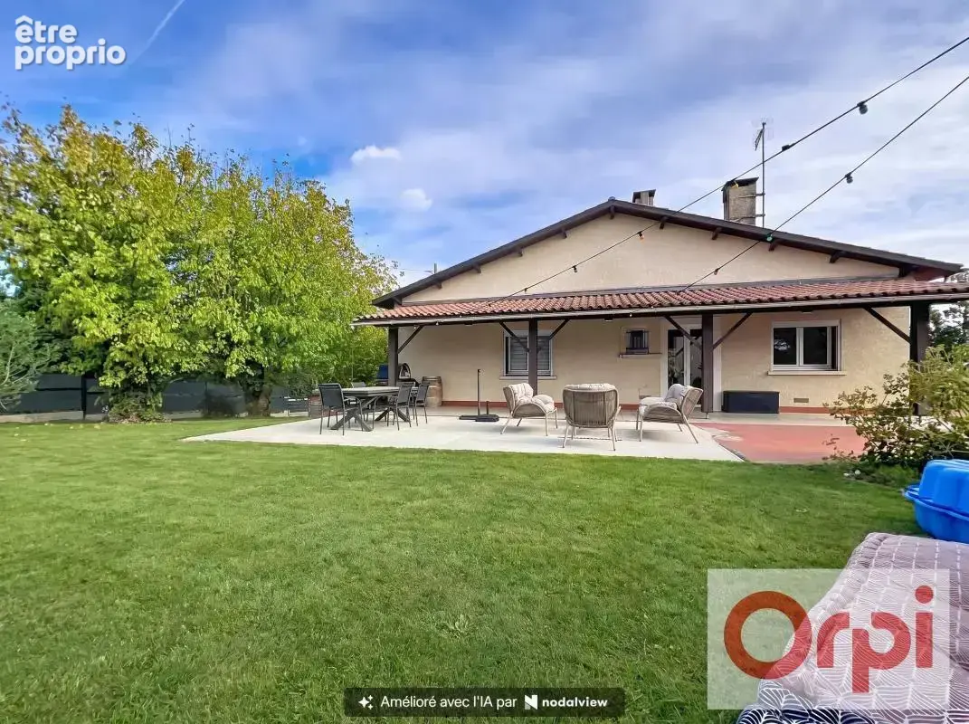 Photo Maison à Merville au prix de 420 000€