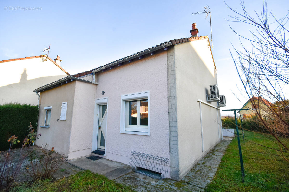 Maison à BOURNONCLE-SAINT-PIERRE