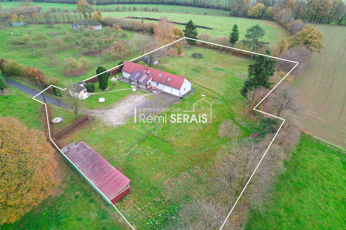 Maison à BELLOU-EN-HOULME