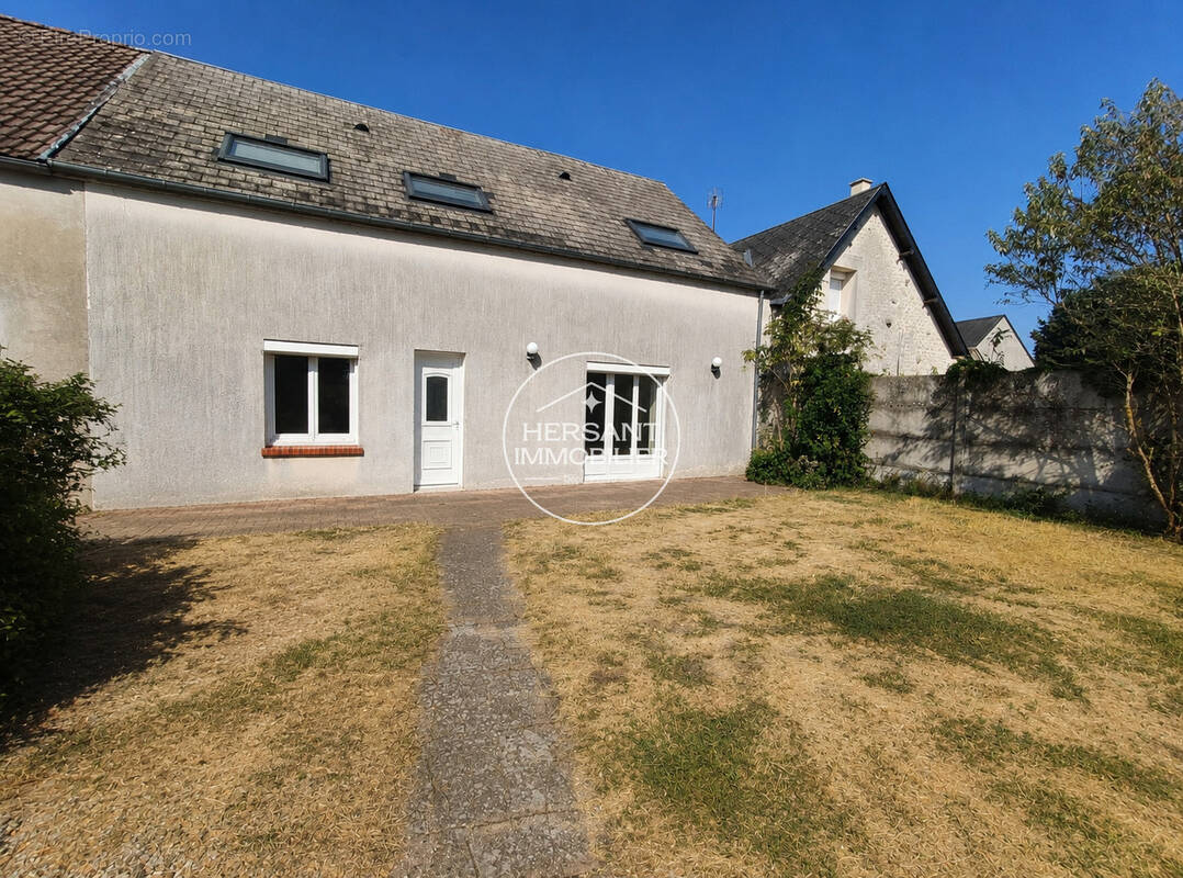 Maison à LE BARDON