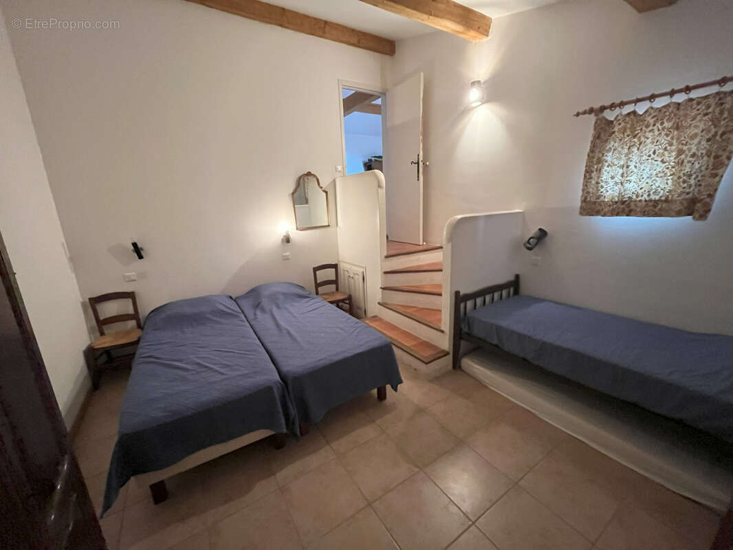 Maison à LA GARDE-FREINET