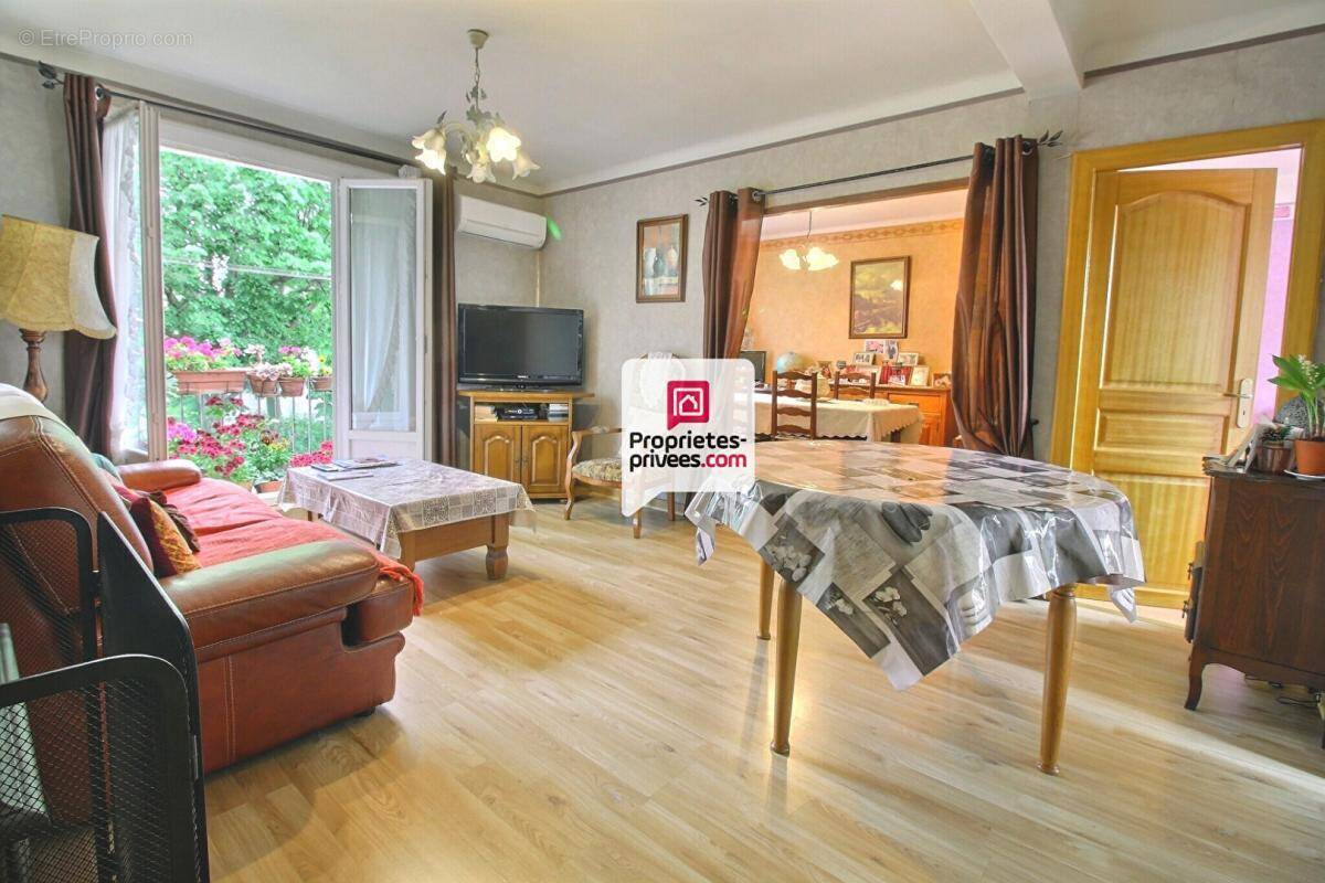 Appartement à NIMES