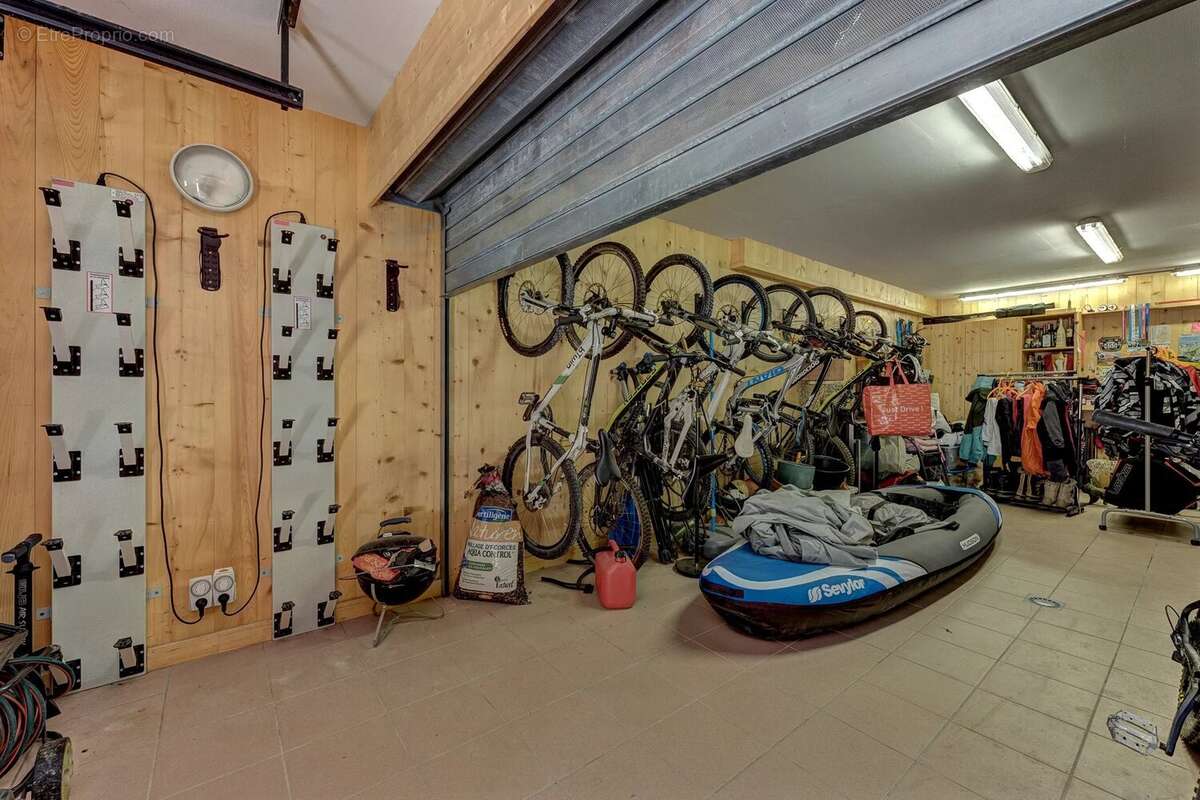 MONTRIOND : chalet de 5 chambres - photo 15