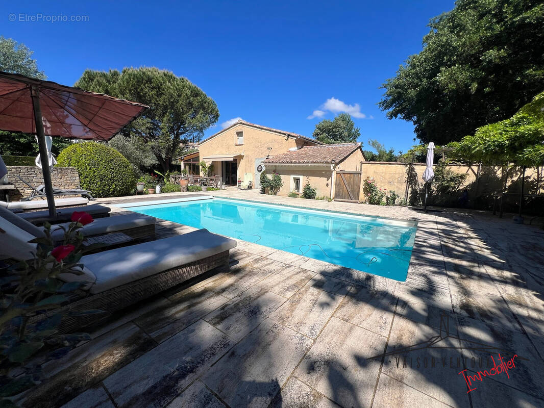 Maison à MIRABEL-AUX-BARONNIES