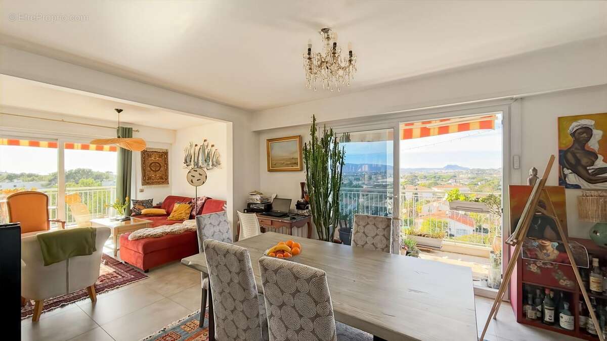 Appartement à SAINT-RAPHAEL