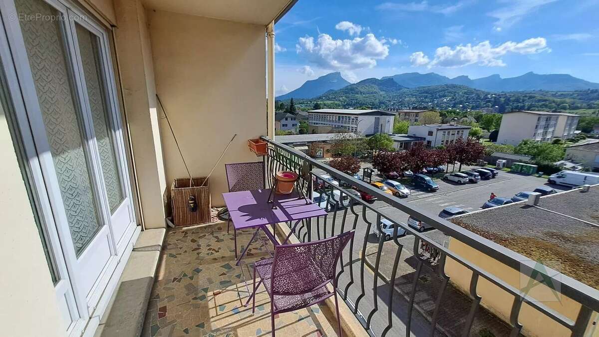 Appartement à BARBERAZ