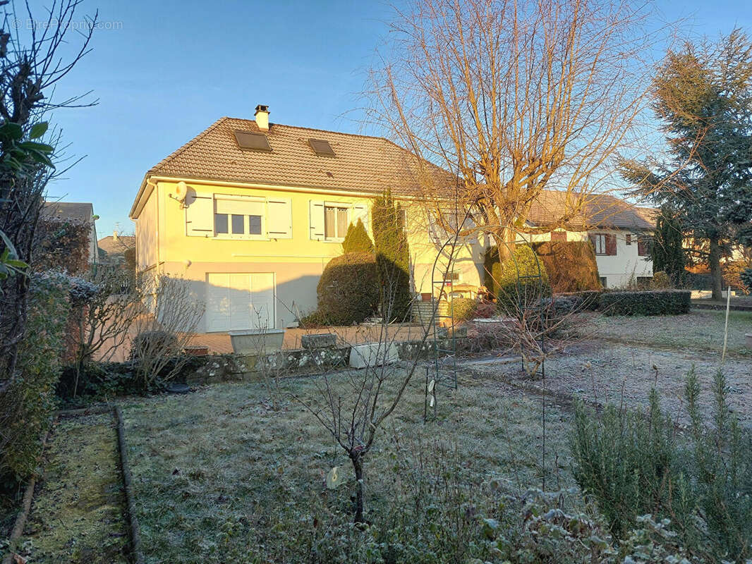 Maison à SAINT-DOULCHARD