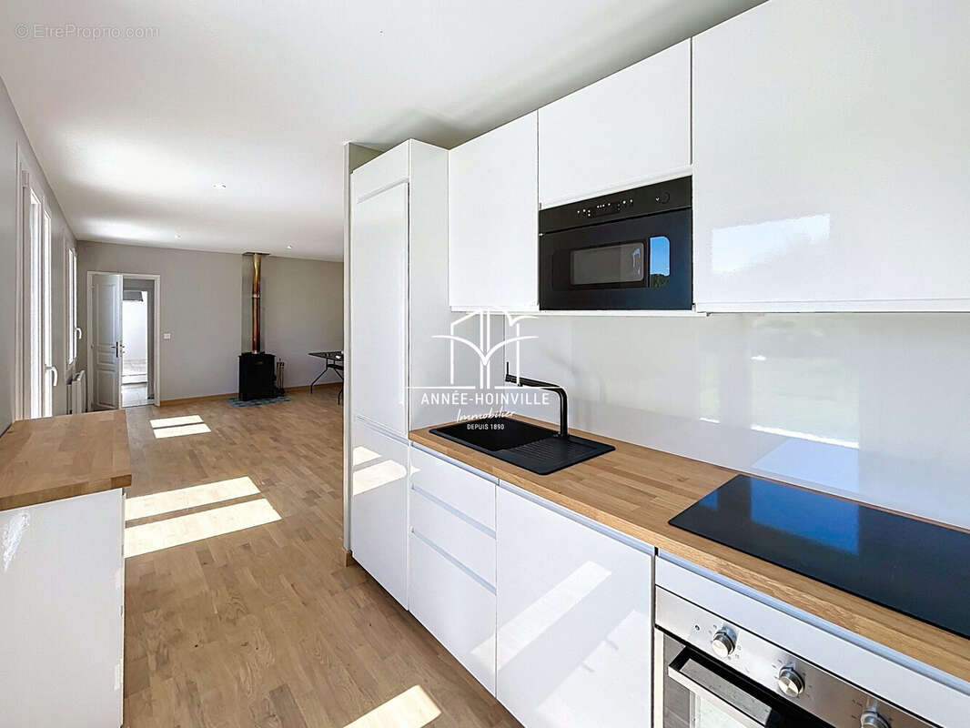 Maison à PONT-L&#039;EVEQUE