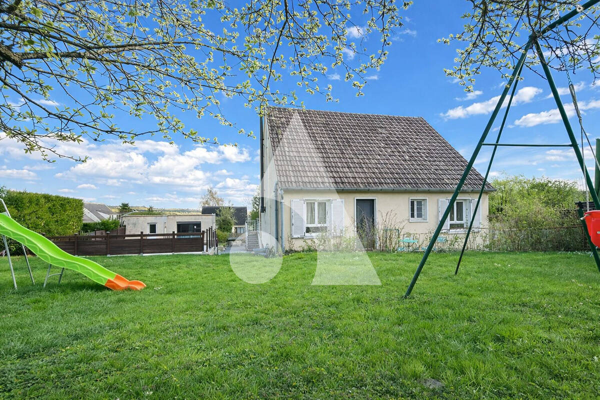 Maison à MONTRY