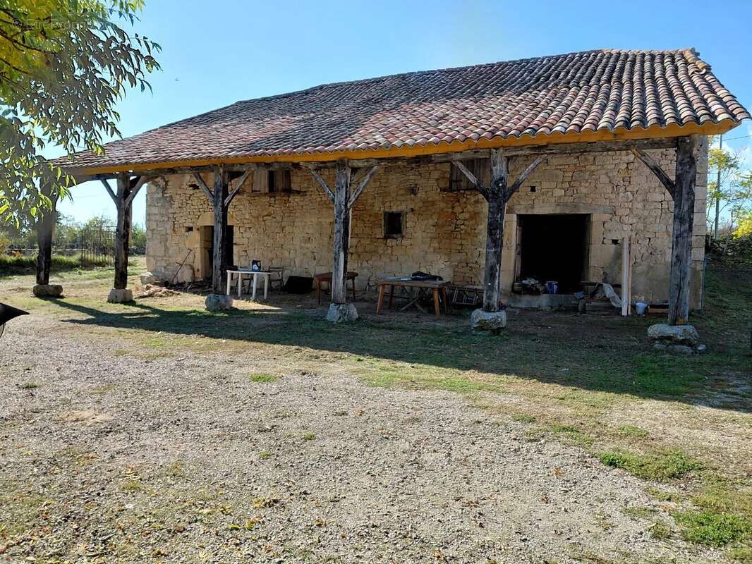 Maison à BELMONT-SAINTE-FOI
