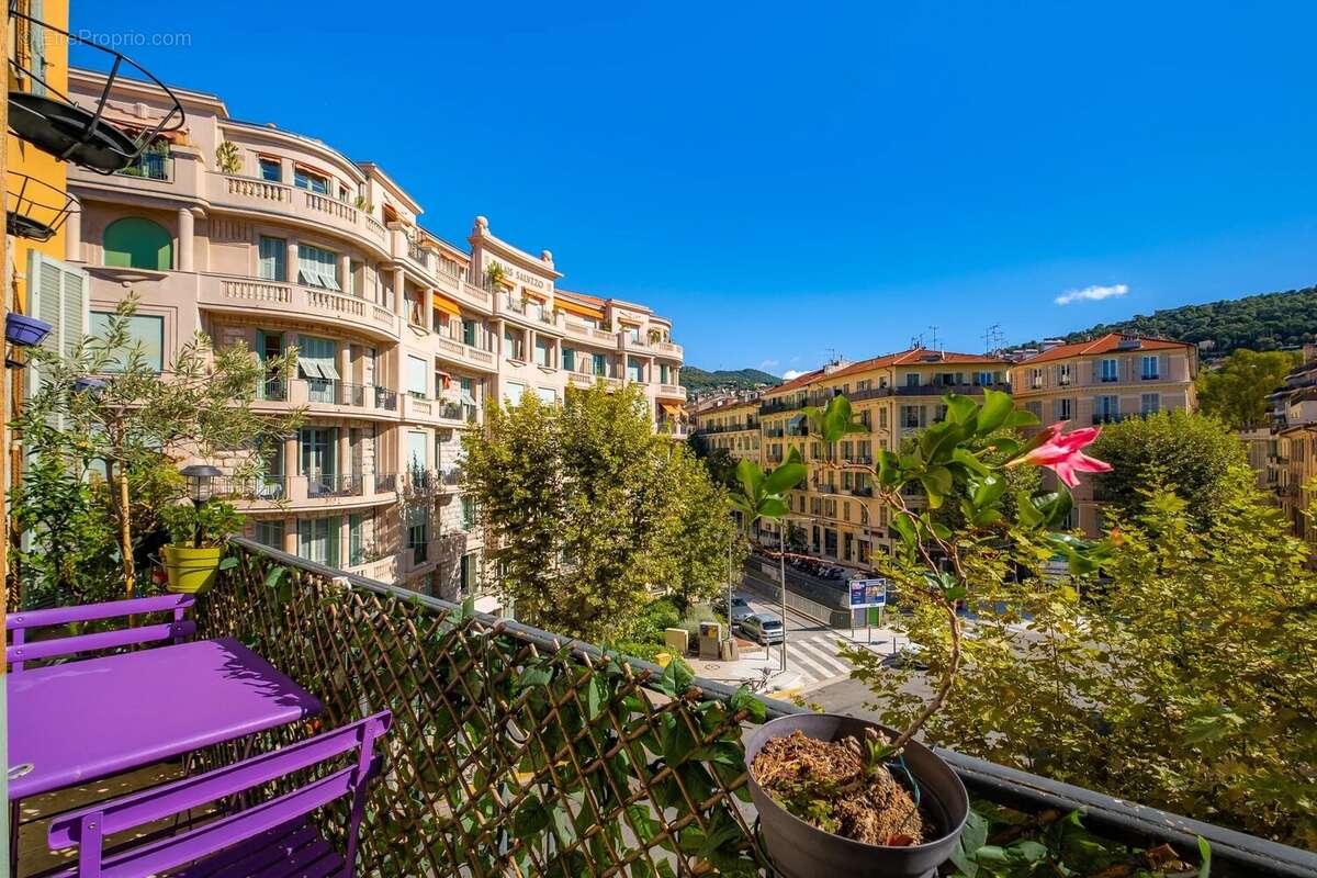 Appartement à NICE