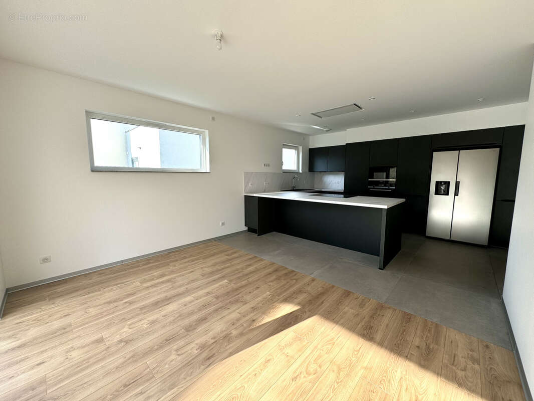 ZILLISHEIM - Maison récente et moderne de 150m2 - Proche Collège Épiscopal - photo 3