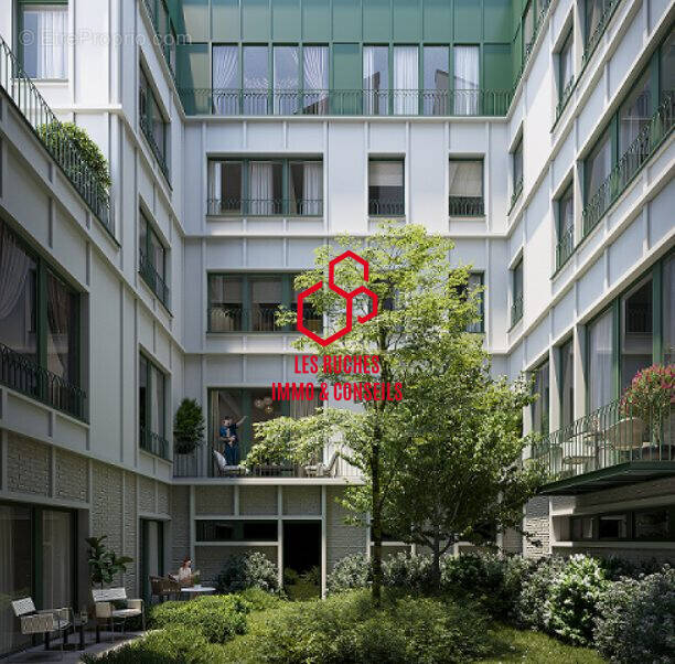 Appartement à COURBEVOIE