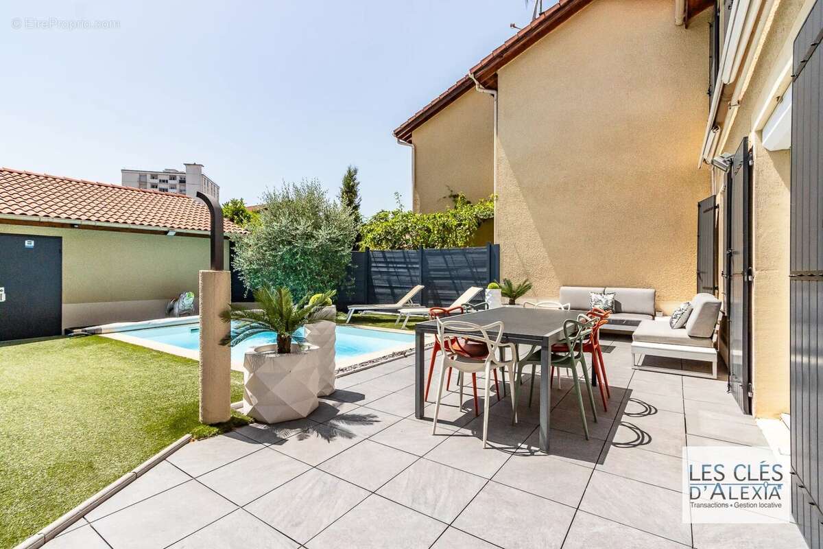 Maison à VENISSIEUX