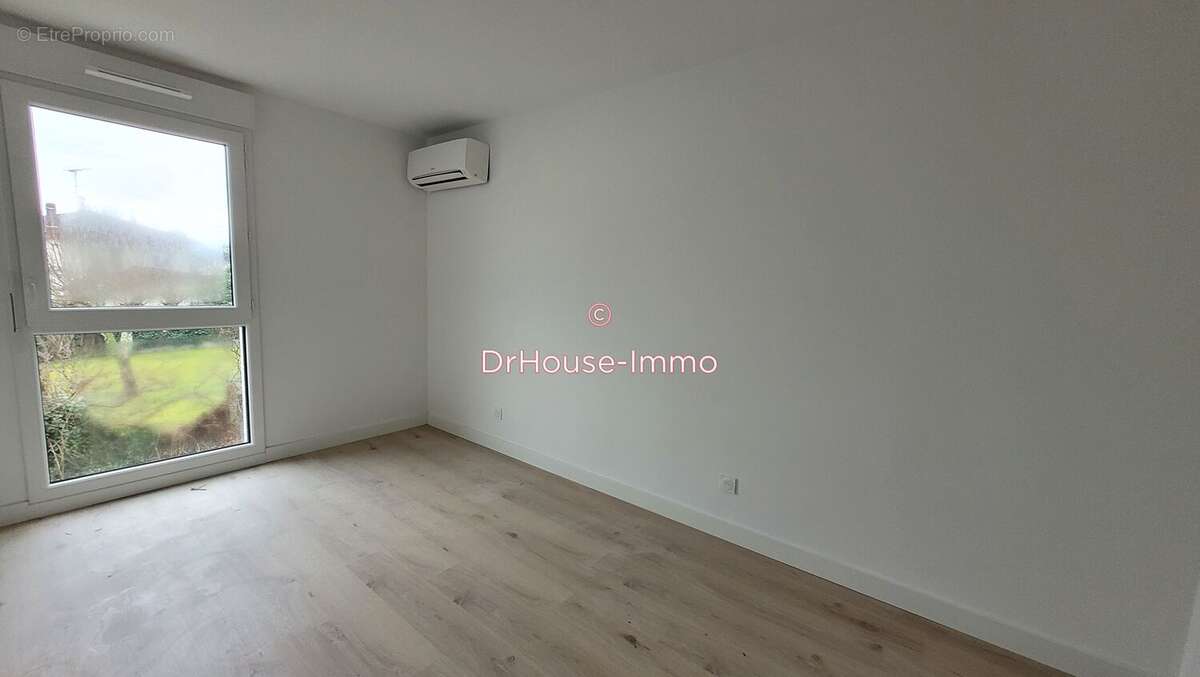 Maison à VILLENAVE-D'ORNON