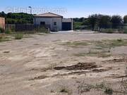 Terrain à AIGUES-VIVES