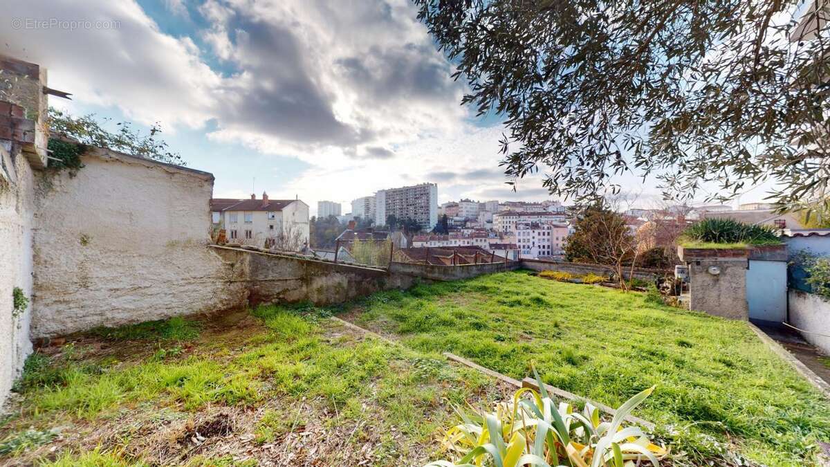 Appartement à CALUIRE-ET-CUIRE