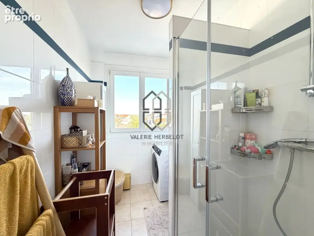 Vite : une visite pour ce beaux 3 pièces avec 2 balcons - photo 11