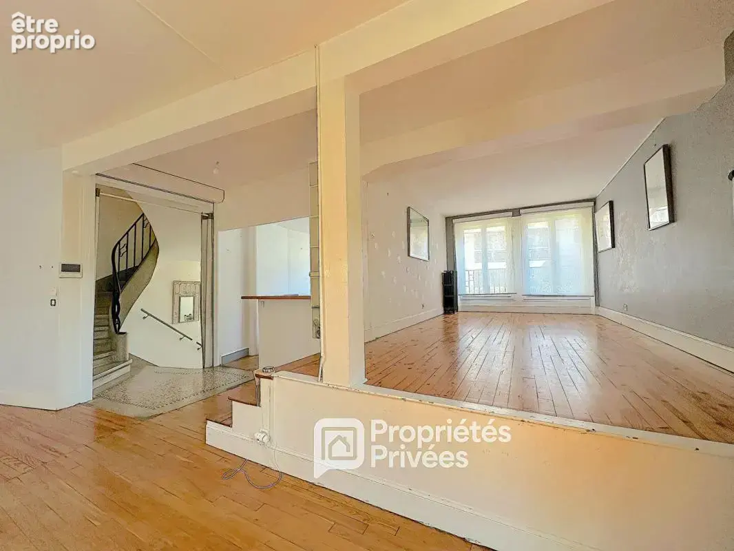 Maison T7 ( 5 ch ) 162 m2 avec garage, terrasse et cave - photo 3