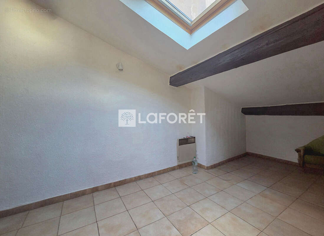 Appartement Toulon 1 pièce(s) 30 m2 - photo 4