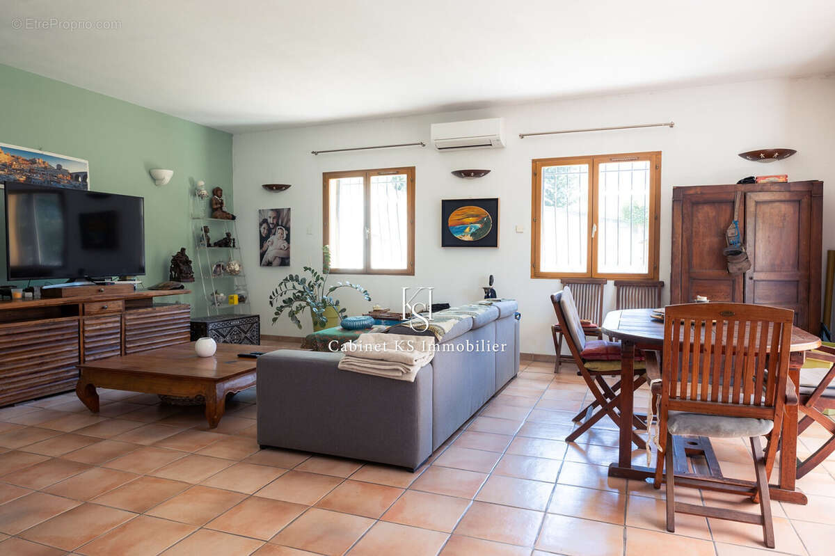 Maison 144 m² à Marseille-10e  - photo 5