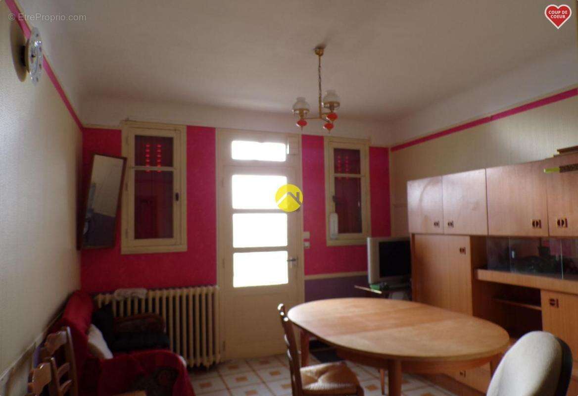 Maison à MAREUIL-SUR-ARNON