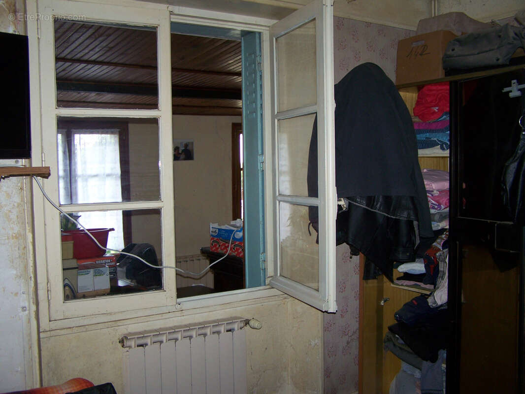 Maison à SAINT-SULPICE-LES-FEUILLES