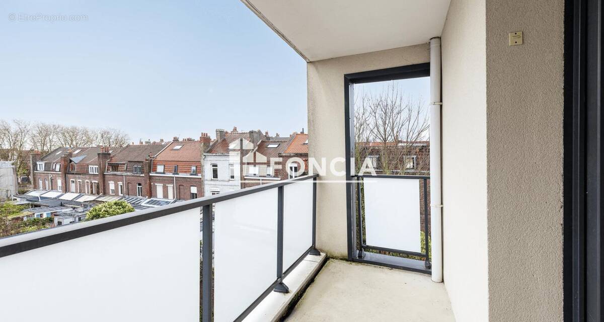 Appartement à MONS-EN-BAROEUL