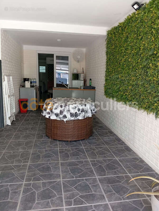 Maison à BAIE-MAHAULT