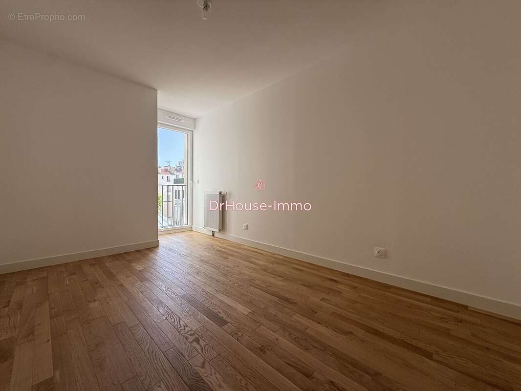 Appartement à CLICHY