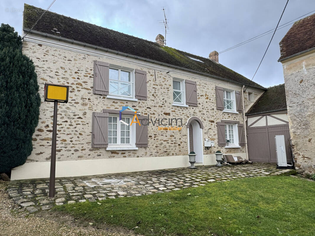 Maison à BOISSY-LE-CHATEL